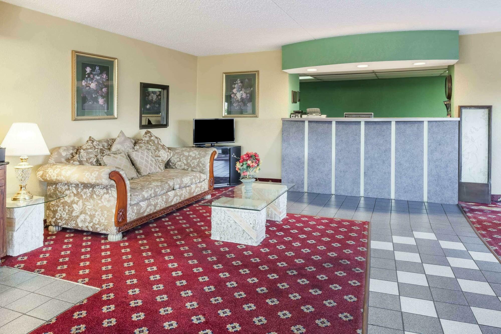 Super 8 By Wyndham Forney/East Dallas Eksteriør billede